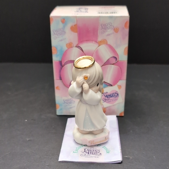 VGT,1996 Precious Moments 'Little Moments Mean Alot November Angel. - Picture 1 of 8